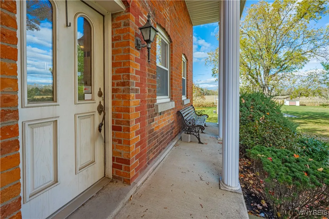 4135 Ridge Road, Cambria, New York 14094, Cambria, New York 14094, 4 Bedrooms Bedrooms, 10 Rooms Rooms,3 BathroomsBathrooms,Residential,For Sale,4135 Ridge Road, Cambria, New York 14094,0,B1648241