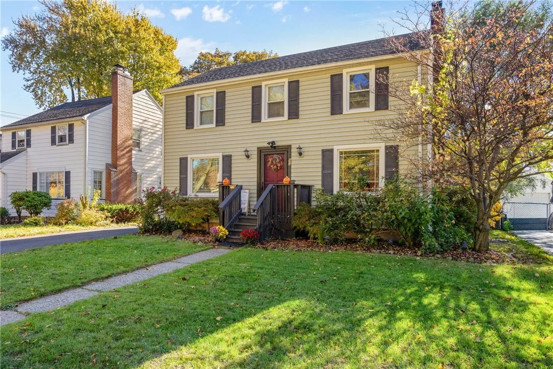 93 Burwell Road, Irondequoit, New York 14617, Irondequoit, New York 14617, 3 Bedrooms Bedrooms, 6 Rooms Rooms,1 BathroomBathrooms,Residential,For Sale,93 Burwell Road, Irondequoit, New York 14617,0,R1648283