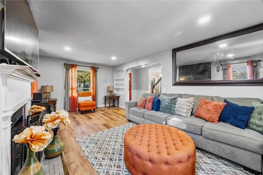 93 Burwell Road, Irondequoit, New York 14617, Irondequoit, New York 14617, 3 Bedrooms Bedrooms, 6 Rooms Rooms,1 BathroomBathrooms,Residential,For Sale,93 Burwell Road, Irondequoit, New York 14617,0,R1648283