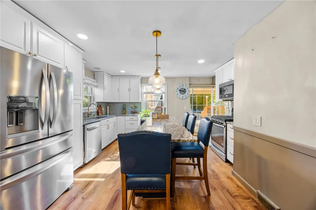 93 Burwell Road, Irondequoit, New York 14617, Irondequoit, New York 14617, 3 Bedrooms Bedrooms, 6 Rooms Rooms,1 BathroomBathrooms,Residential,For Sale,93 Burwell Road, Irondequoit, New York 14617,0,R1648283