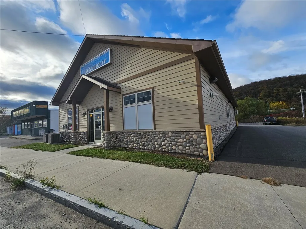 369 West Morris Street, Bath, New York 14810, Bath, New York 14810, ,Commercial Sale,For Sale,369 West Morris Street, Bath, New York 14810,0,R1647323