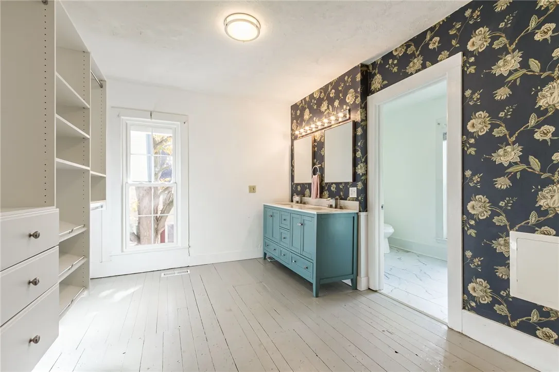 18 Monroe Street, Mendon, New York 14472, Mendon, New York 14472, 4 Bedrooms Bedrooms, 7 Rooms Rooms,2 BathroomsBathrooms,Residential,For Sale,18 Monroe Street, Mendon, New York 14472,0,R1648195