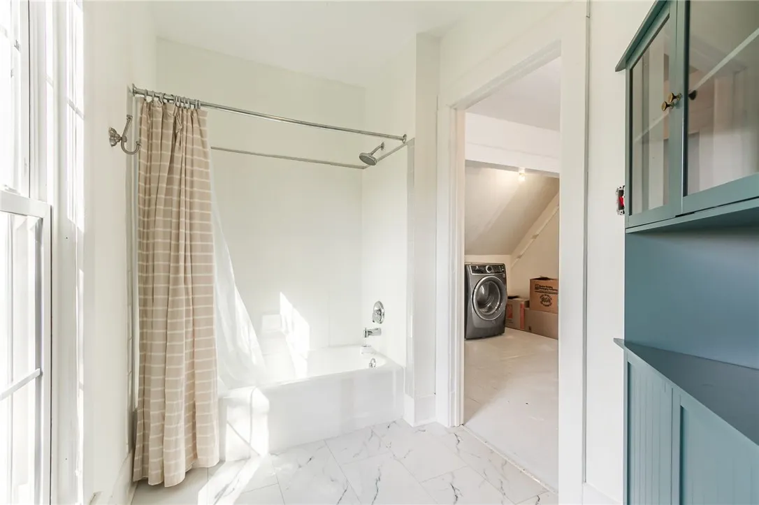 18 Monroe Street, Mendon, New York 14472, Mendon, New York 14472, 4 Bedrooms Bedrooms, 7 Rooms Rooms,2 BathroomsBathrooms,Residential,For Sale,18 Monroe Street, Mendon, New York 14472,0,R1648195