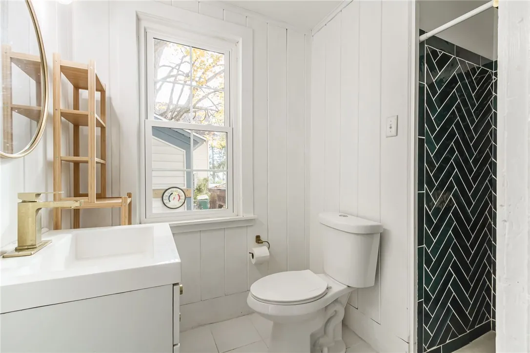 18 Monroe Street, Mendon, New York 14472, Mendon, New York 14472, 4 Bedrooms Bedrooms, 7 Rooms Rooms,2 BathroomsBathrooms,Residential,For Sale,18 Monroe Street, Mendon, New York 14472,0,R1648195