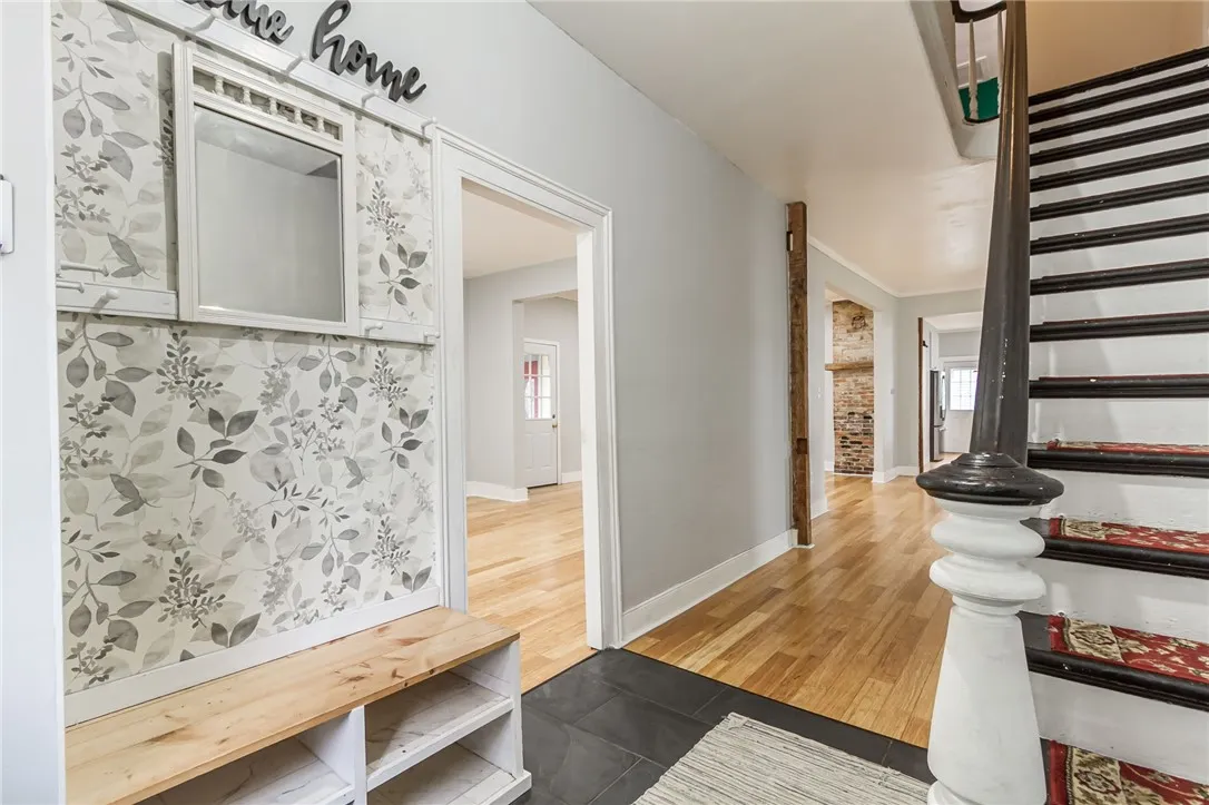 18 Monroe Street, Mendon, New York 14472, Mendon, New York 14472, 4 Bedrooms Bedrooms, 7 Rooms Rooms,2 BathroomsBathrooms,Residential,For Sale,18 Monroe Street, Mendon, New York 14472,0,R1648195