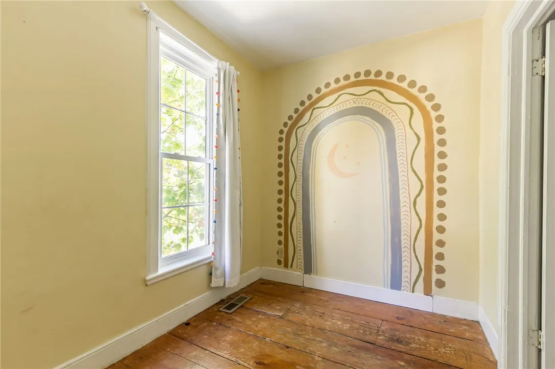 18 Monroe Street, Mendon, New York 14472, Mendon, New York 14472, 4 Bedrooms Bedrooms, 7 Rooms Rooms,2 BathroomsBathrooms,Residential,For Sale,18 Monroe Street, Mendon, New York 14472,0,R1648195