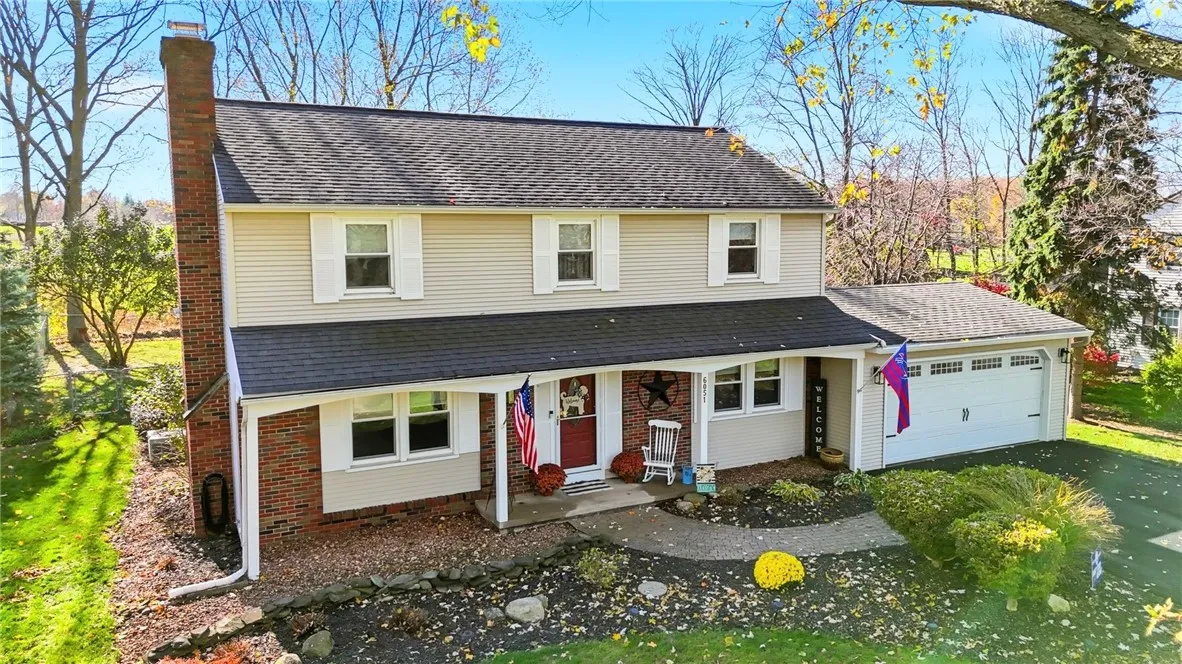 6051 Holly Lane, Farmington, New York 14425, Farmington, New York 14425, 4 Bedrooms Bedrooms, 10 Rooms Rooms,2 BathroomsBathrooms,Residential,For Sale,6051 Holly Lane, Farmington, New York 14425,0,R1648099