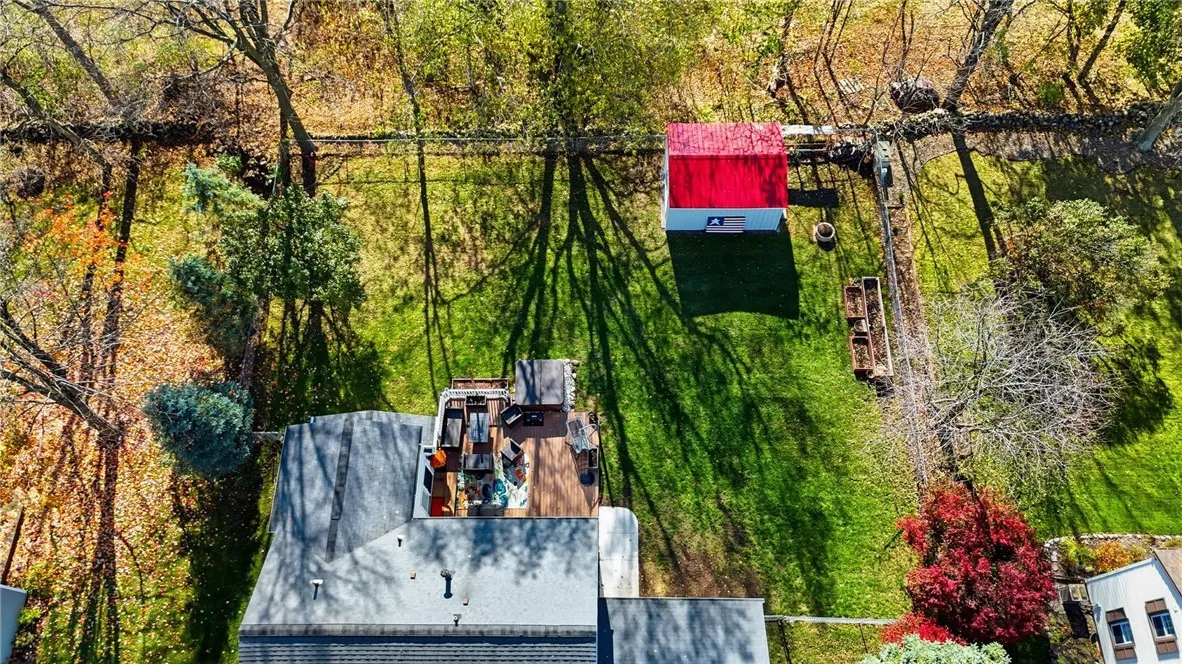 6051 Holly Lane, Farmington, New York 14425, Farmington, New York 14425, 4 Bedrooms Bedrooms, 10 Rooms Rooms,2 BathroomsBathrooms,Residential,For Sale,6051 Holly Lane, Farmington, New York 14425,0,R1648099