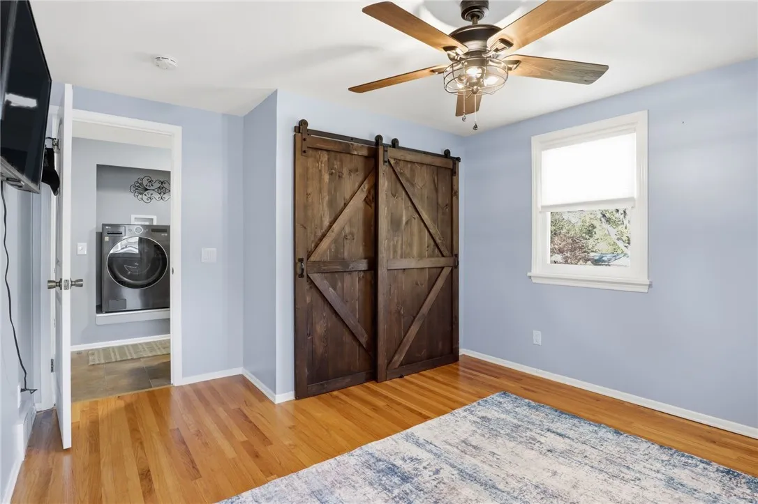 6051 Holly Lane, Farmington, New York 14425, Farmington, New York 14425, 4 Bedrooms Bedrooms, 10 Rooms Rooms,2 BathroomsBathrooms,Residential,For Sale,6051 Holly Lane, Farmington, New York 14425,0,R1648099