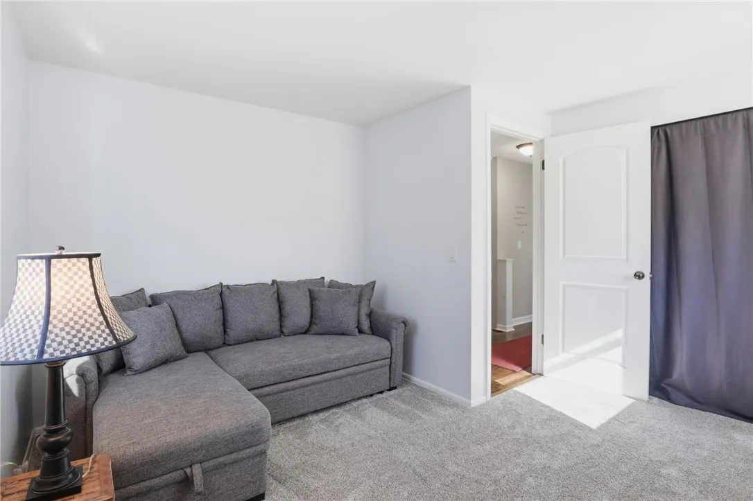 6051 Holly Lane, Farmington, New York 14425, Farmington, New York 14425, 4 Bedrooms Bedrooms, 10 Rooms Rooms,2 BathroomsBathrooms,Residential,For Sale,6051 Holly Lane, Farmington, New York 14425,0,R1648099