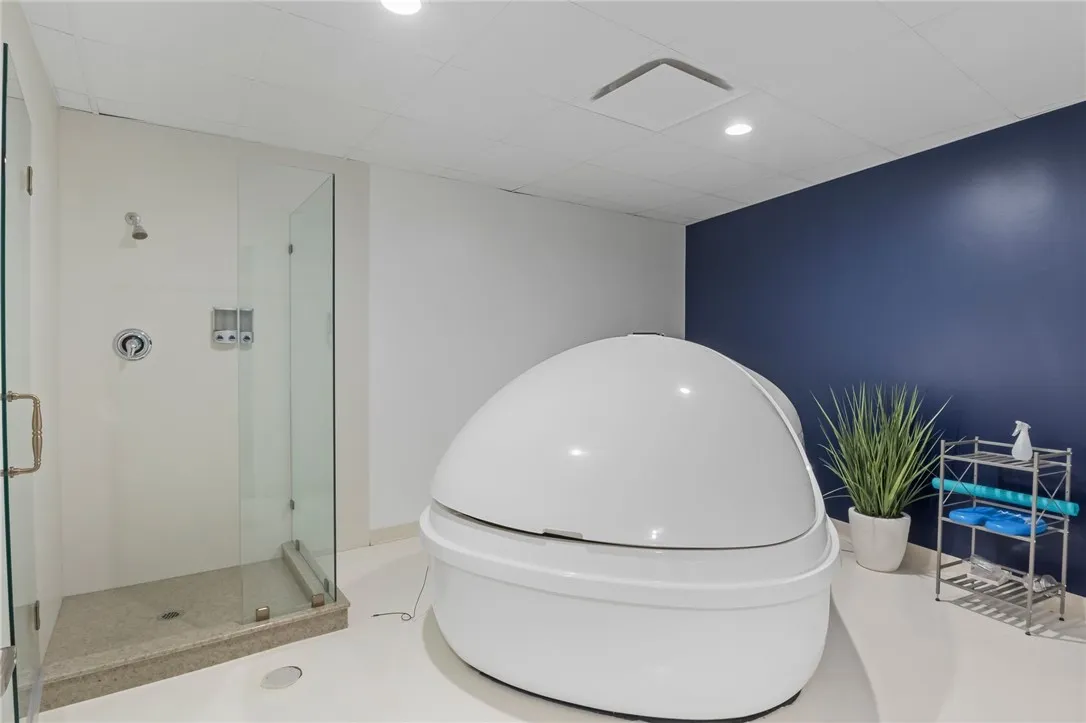 596 E Main Street, Batavia City, New York 14020, Batavia City, New York 14020, ,Commercial Lease,For Rent,596 E Main Street, Batavia City, New York 14020,0,R1648235