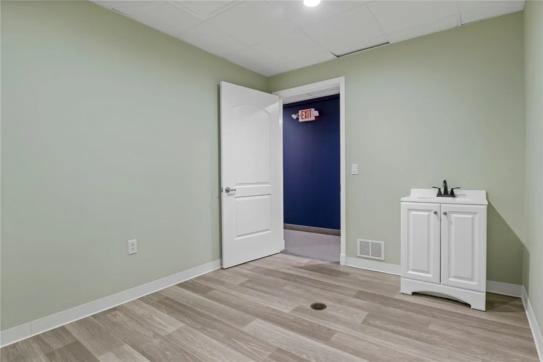 596 E Main Street, Batavia City, New York 14020, Batavia City, New York 14020, ,Commercial Lease,For Rent,596 E Main Street, Batavia City, New York 14020,0,R1648235