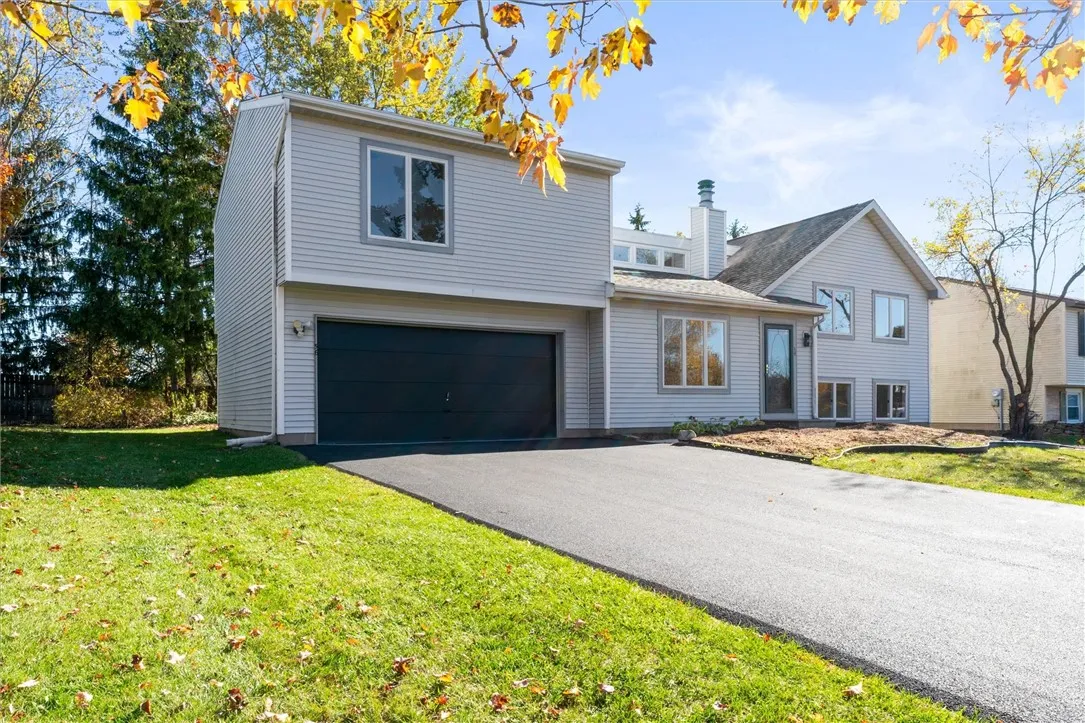 56 Prairie Trail, Henrietta, New York 14586, Henrietta, New York 14586, 4 Bedrooms Bedrooms, 9 Rooms Rooms,2 BathroomsBathrooms,Residential,For Sale,56 Prairie Trail, Henrietta, New York 14586,0,R1648109