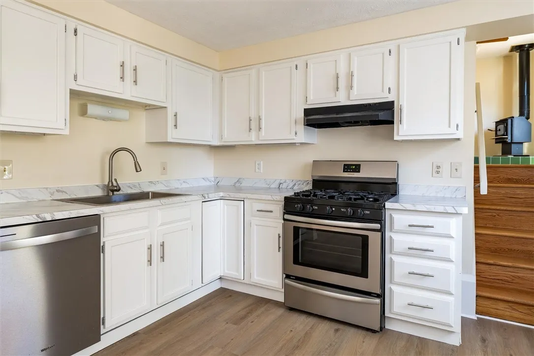 56 Prairie Trail, Henrietta, New York 14586, Henrietta, New York 14586, 4 Bedrooms Bedrooms, 9 Rooms Rooms,2 BathroomsBathrooms,Residential,For Sale,56 Prairie Trail, Henrietta, New York 14586,0,R1648109