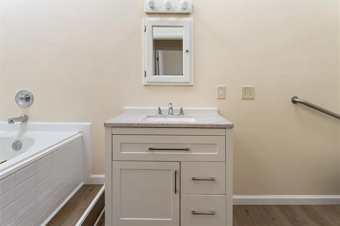 56 Prairie Trail, Henrietta, New York 14586, Henrietta, New York 14586, 4 Bedrooms Bedrooms, 9 Rooms Rooms,2 BathroomsBathrooms,Residential,For Sale,56 Prairie Trail, Henrietta, New York 14586,0,R1648109