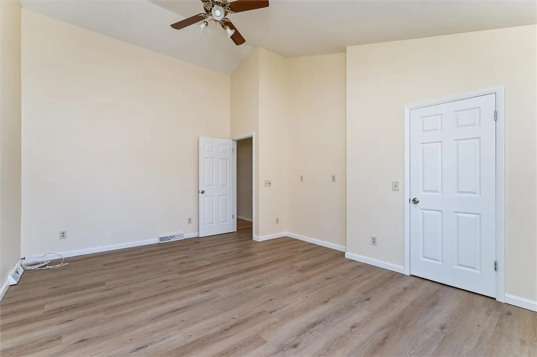 56 Prairie Trail, Henrietta, New York 14586, Henrietta, New York 14586, 4 Bedrooms Bedrooms, 9 Rooms Rooms,2 BathroomsBathrooms,Residential,For Sale,56 Prairie Trail, Henrietta, New York 14586,0,R1648109