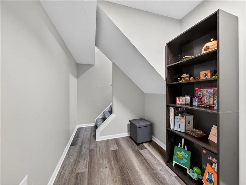 106 Cornhill Place, Rochester, New York 14608, Rochester, New York 14608, 2 Bedrooms Bedrooms, 5 Rooms Rooms,2 BathroomsBathrooms,Residential,For Sale,106 Cornhill Place, Rochester, New York 14608,0,R1648258