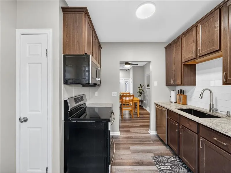 106 Cornhill Place, Rochester, New York 14608, Rochester, New York 14608, 2 Bedrooms Bedrooms, 5 Rooms Rooms,2 BathroomsBathrooms,Residential,For Sale,106 Cornhill Place, Rochester, New York 14608,0,R1648258