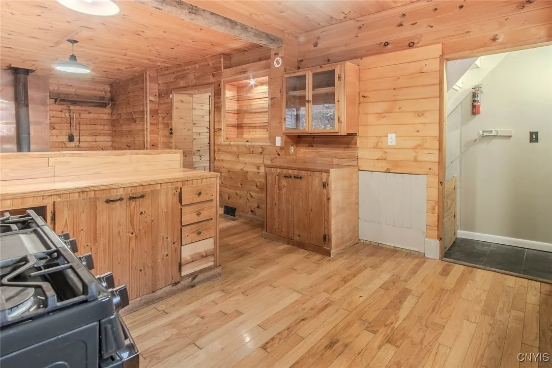 662 Burchard Street, Watertown City, New York 1360, Watertown City, New York 13601, 3 Bedrooms Bedrooms, 8 Rooms Rooms,2 BathroomsBathrooms,Residential,For Sale,662 Burchard Street, Watertown City, New York 1360,0,S1647557