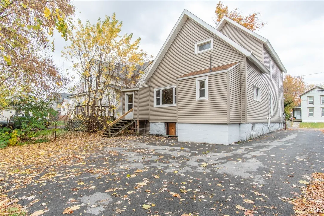 662 Burchard Street, Watertown City, New York 1360, Watertown City, New York 13601, 3 Bedrooms Bedrooms, 8 Rooms Rooms,2 BathroomsBathrooms,Residential,For Sale,662 Burchard Street, Watertown City, New York 1360,0,S1647557