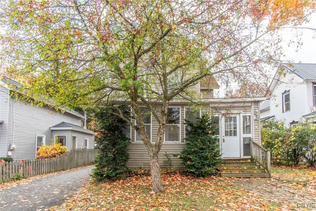 662 Burchard Street, Watertown City, New York 1360, Watertown City, New York 13601, 3 Bedrooms Bedrooms, 8 Rooms Rooms,2 BathroomsBathrooms,Residential,For Sale,662 Burchard Street, Watertown City, New York 1360,0,S1647557