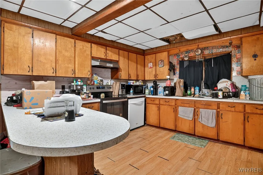 27 Preston Hill Street, Camden, New York 13316, Camden, New York 13316, 5 Bedrooms Bedrooms, 7 Rooms Rooms,1 BathroomBathrooms,Residential,For Sale,27 Preston Hill Street, Camden, New York 13316,0,B1648011