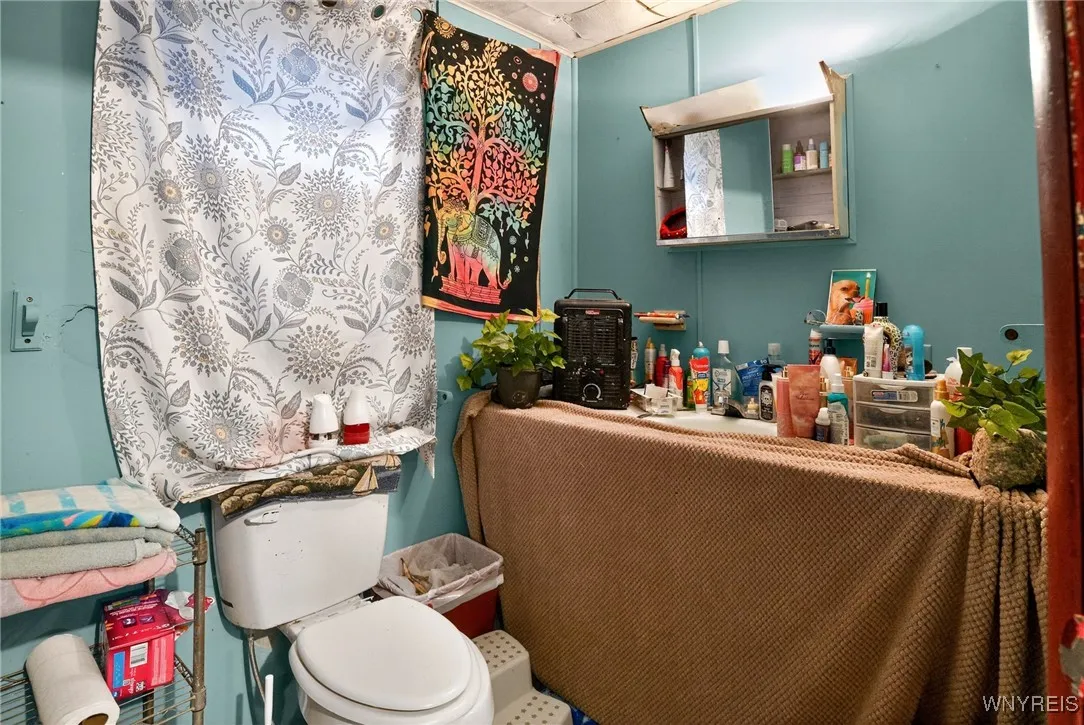 27 Preston Hill Street, Camden, New York 13316, Camden, New York 13316, 5 Bedrooms Bedrooms, 7 Rooms Rooms,1 BathroomBathrooms,Residential,For Sale,27 Preston Hill Street, Camden, New York 13316,0,B1648011