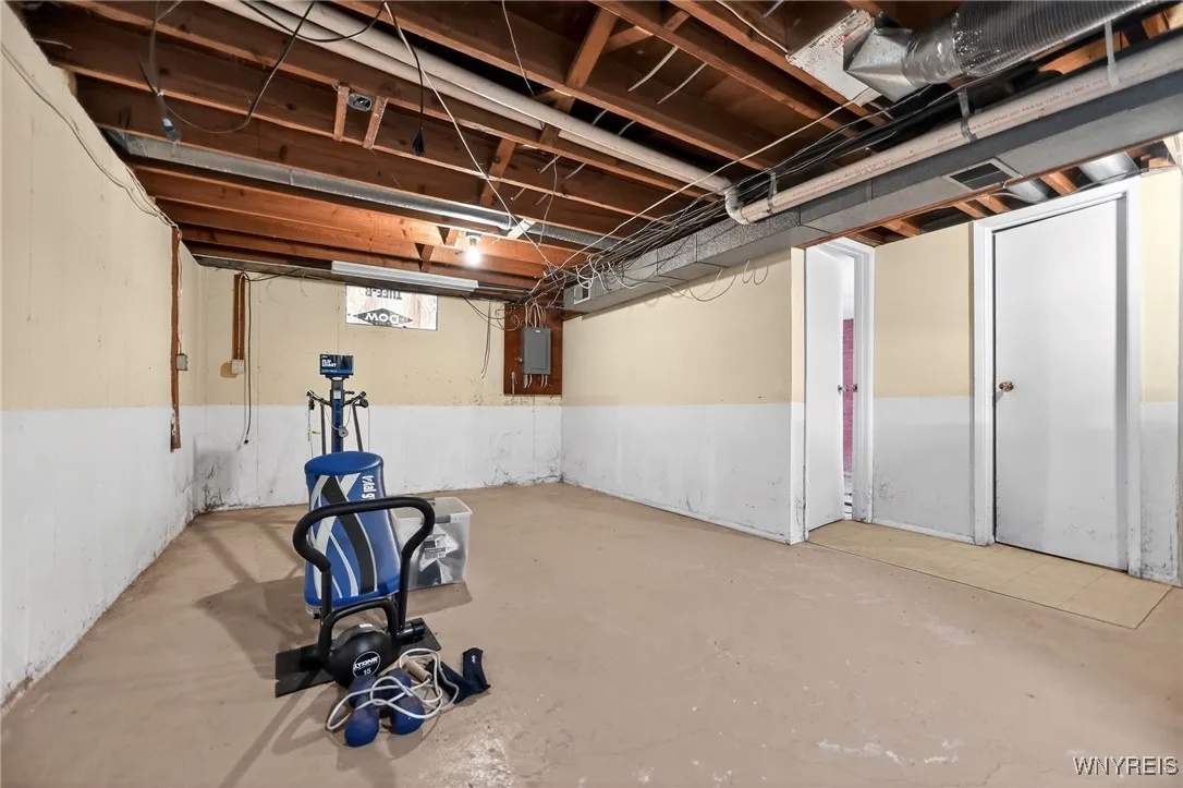 403 Brody Drive, Utica, New York 13502, Utica, New York 13502, 3 Bedrooms Bedrooms, 5 Rooms Rooms,1 BathroomBathrooms,Residential,For Sale,403 Brody Drive, Utica, New York 13502,0,B1647995