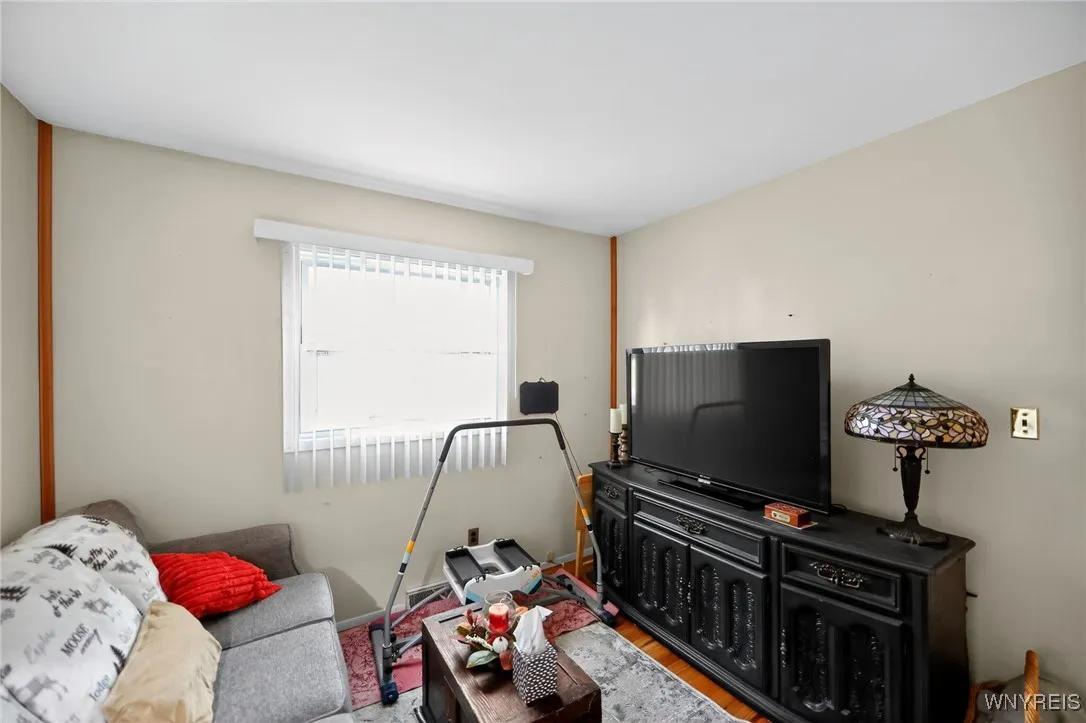 403 Brody Drive, Utica, New York 13502, Utica, New York 13502, 3 Bedrooms Bedrooms, 5 Rooms Rooms,1 BathroomBathrooms,Residential,For Sale,403 Brody Drive, Utica, New York 13502,0,B1647995