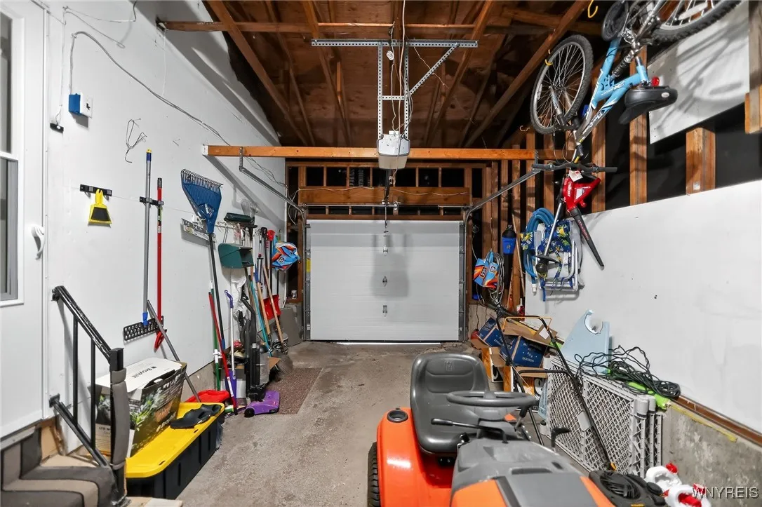 403 Brody Drive, Utica, New York 13502, Utica, New York 13502, 3 Bedrooms Bedrooms, 5 Rooms Rooms,1 BathroomBathrooms,Residential,For Sale,403 Brody Drive, Utica, New York 13502,0,B1647995