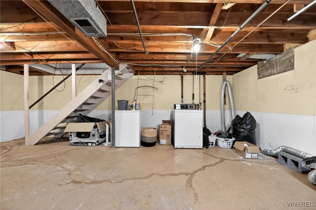 403 Brody Drive, Utica, New York 13502, Utica, New York 13502, 3 Bedrooms Bedrooms, 5 Rooms Rooms,1 BathroomBathrooms,Residential,For Sale,403 Brody Drive, Utica, New York 13502,0,B1647995