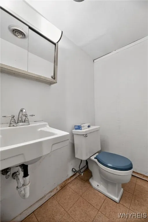 403 Brody Drive, Utica, New York 13502, Utica, New York 13502, 3 Bedrooms Bedrooms, 5 Rooms Rooms,1 BathroomBathrooms,Residential,For Sale,403 Brody Drive, Utica, New York 13502,0,B1647995