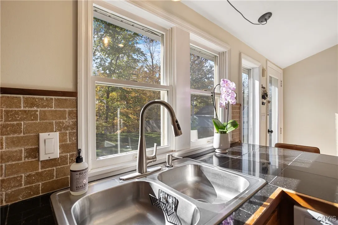 312 South Street, Manlius, New York 13066, Manlius, New York 13066, 3 Bedrooms Bedrooms, 7 Rooms Rooms,2 BathroomsBathrooms,Residential,For Sale,312 South Street, Manlius, New York 13066,0,S1648174