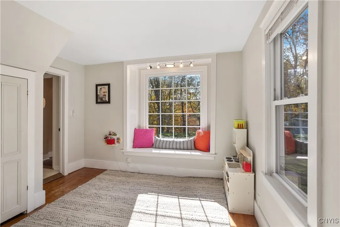 312 South Street, Manlius, New York 13066, Manlius, New York 13066, 3 Bedrooms Bedrooms, 7 Rooms Rooms,2 BathroomsBathrooms,Residential,For Sale,312 South Street, Manlius, New York 13066,0,S1648174