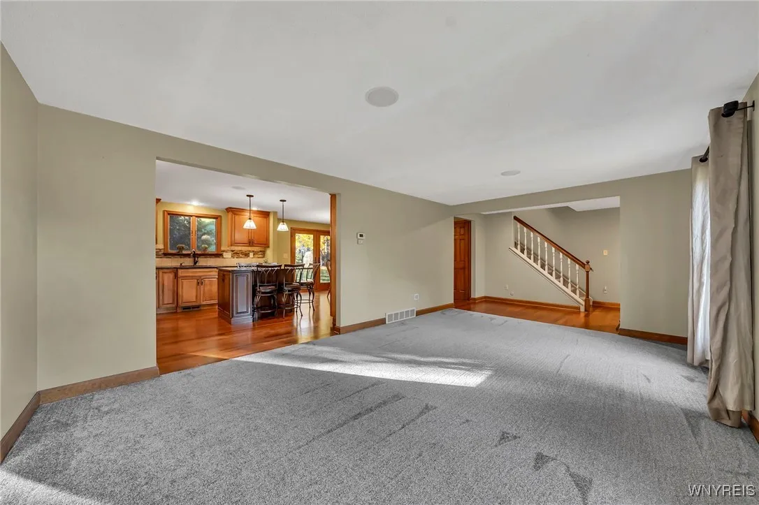 23 Timothy Drive, Orchard Park, New York 14127, Orchard Park, New York 14127, 4 Bedrooms Bedrooms, 10 Rooms Rooms,2 BathroomsBathrooms,Residential,For Sale,23 Timothy Drive, Orchard Park, New York 14127,0,B1648253