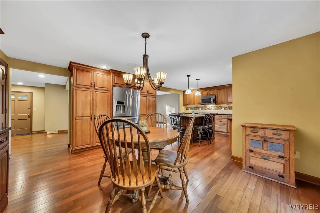 23 Timothy Drive, Orchard Park, New York 14127, Orchard Park, New York 14127, 4 Bedrooms Bedrooms, 10 Rooms Rooms,2 BathroomsBathrooms,Residential,For Sale,23 Timothy Drive, Orchard Park, New York 14127,0,B1648253