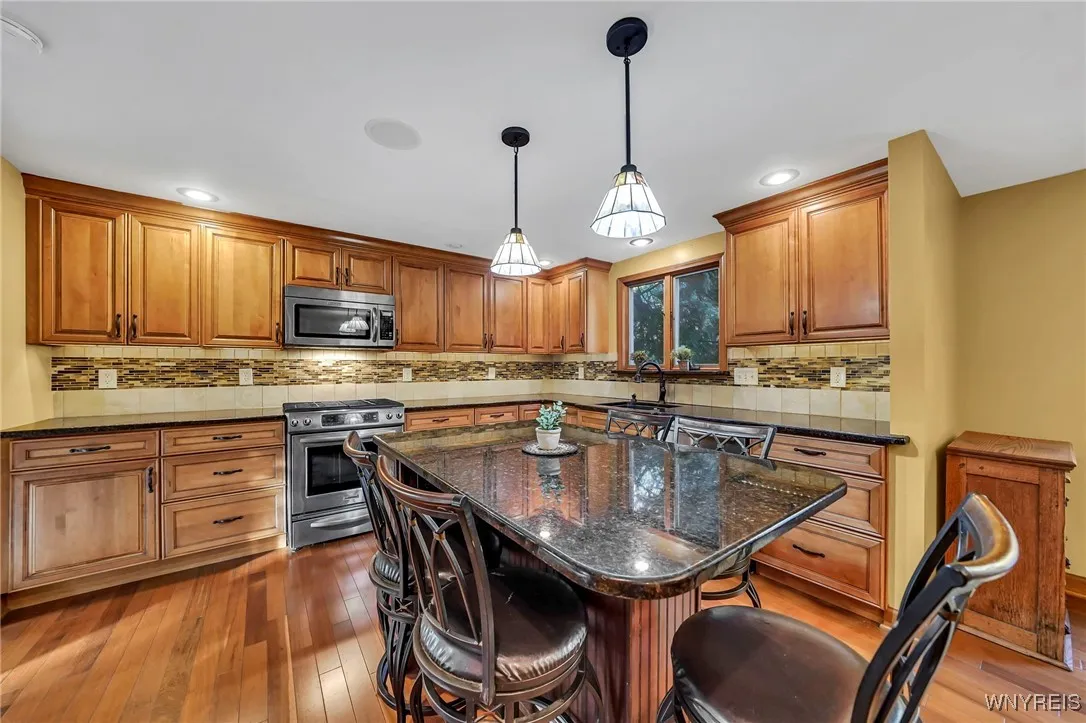 23 Timothy Drive, Orchard Park, New York 14127, Orchard Park, New York 14127, 4 Bedrooms Bedrooms, 10 Rooms Rooms,2 BathroomsBathrooms,Residential,For Sale,23 Timothy Drive, Orchard Park, New York 14127,0,B1648253