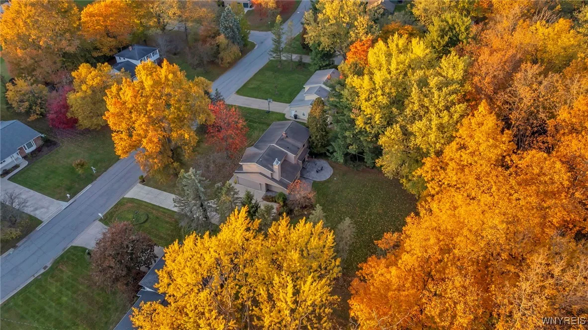 23 Timothy Drive, Orchard Park, New York 14127, Orchard Park, New York 14127, 4 Bedrooms Bedrooms, 10 Rooms Rooms,2 BathroomsBathrooms,Residential,For Sale,23 Timothy Drive, Orchard Park, New York 14127,0,B1648253