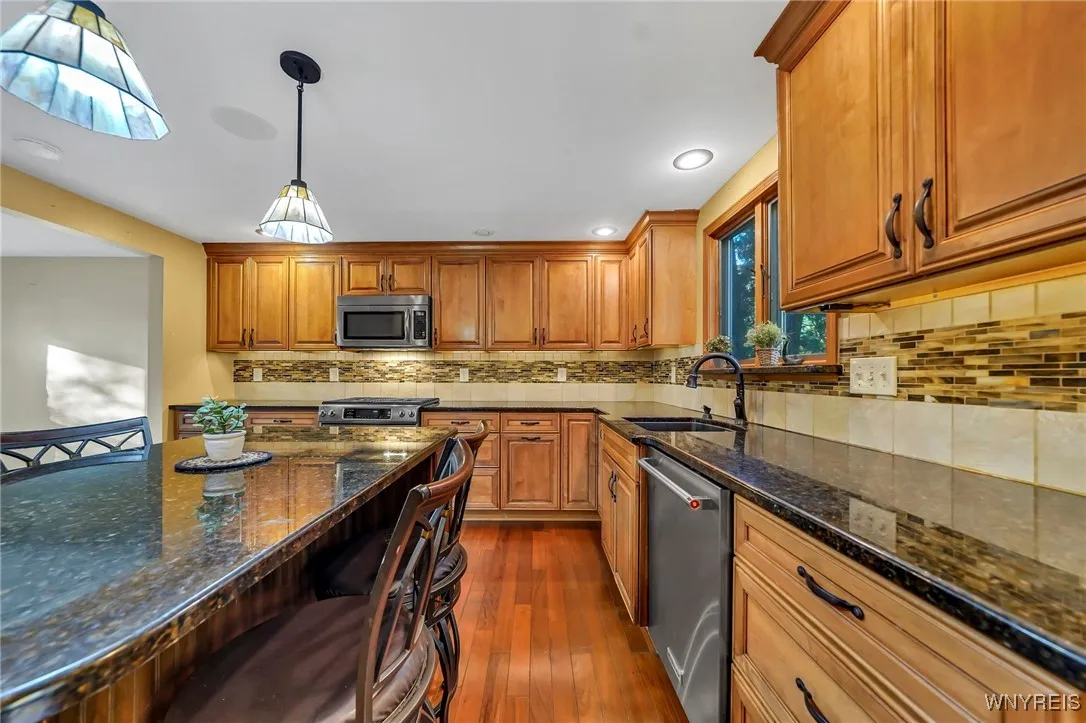 23 Timothy Drive, Orchard Park, New York 14127, Orchard Park, New York 14127, 4 Bedrooms Bedrooms, 10 Rooms Rooms,2 BathroomsBathrooms,Residential,For Sale,23 Timothy Drive, Orchard Park, New York 14127,0,B1648253