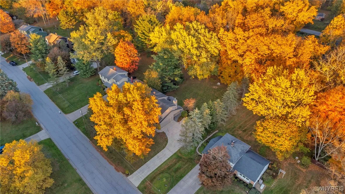 23 Timothy Drive, Orchard Park, New York 14127, Orchard Park, New York 14127, 4 Bedrooms Bedrooms, 10 Rooms Rooms,2 BathroomsBathrooms,Residential,For Sale,23 Timothy Drive, Orchard Park, New York 14127,0,B1648253
