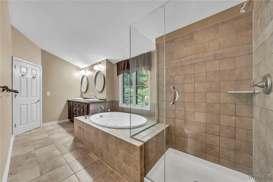 23 Timothy Drive, Orchard Park, New York 14127, Orchard Park, New York 14127, 4 Bedrooms Bedrooms, 10 Rooms Rooms,2 BathroomsBathrooms,Residential,For Sale,23 Timothy Drive, Orchard Park, New York 14127,0,B1648253