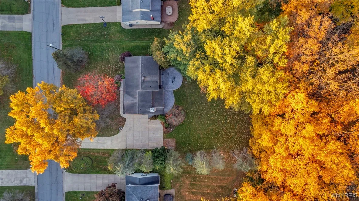 23 Timothy Drive, Orchard Park, New York 14127, Orchard Park, New York 14127, 4 Bedrooms Bedrooms, 10 Rooms Rooms,2 BathroomsBathrooms,Residential,For Sale,23 Timothy Drive, Orchard Park, New York 14127,0,B1648253