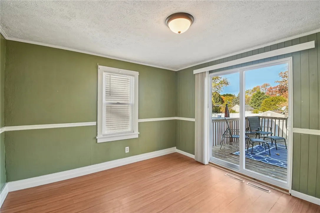 2844 Chili Avenue, Chili, New York 14624, Chili, New York 14624, 3 Bedrooms Bedrooms, 6 Rooms Rooms,1 BathroomBathrooms,Residential,For Sale,2844 Chili Avenue, Chili, New York 14624,0,R1644925