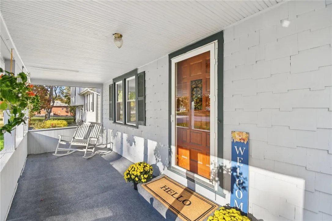 2844 Chili Avenue, Chili, New York 14624, Chili, New York 14624, 3 Bedrooms Bedrooms, 6 Rooms Rooms,1 BathroomBathrooms,Residential,For Sale,2844 Chili Avenue, Chili, New York 14624,0,R1644925