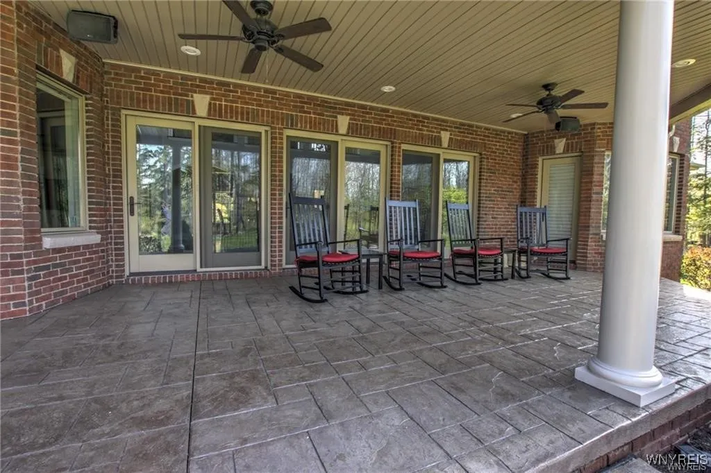 698 Windover Lane, Evans, New York 14047, Evans, New York 14047, 5 Bedrooms Bedrooms, 13 Rooms Rooms,6 BathroomsBathrooms,Residential,For Sale,698 Windover Lane, Evans, New York 14047,0,B1648148