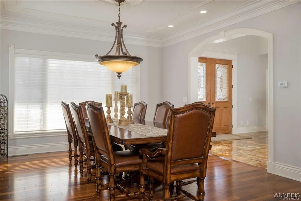 698 Windover Lane, Evans, New York 14047, Evans, New York 14047, 5 Bedrooms Bedrooms, 13 Rooms Rooms,6 BathroomsBathrooms,Residential,For Sale,698 Windover Lane, Evans, New York 14047,0,B1648148