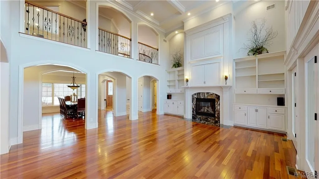 698 Windover Lane, Evans, New York 14047, Evans, New York 14047, 5 Bedrooms Bedrooms, 13 Rooms Rooms,6 BathroomsBathrooms,Residential,For Sale,698 Windover Lane, Evans, New York 14047,0,B1648148