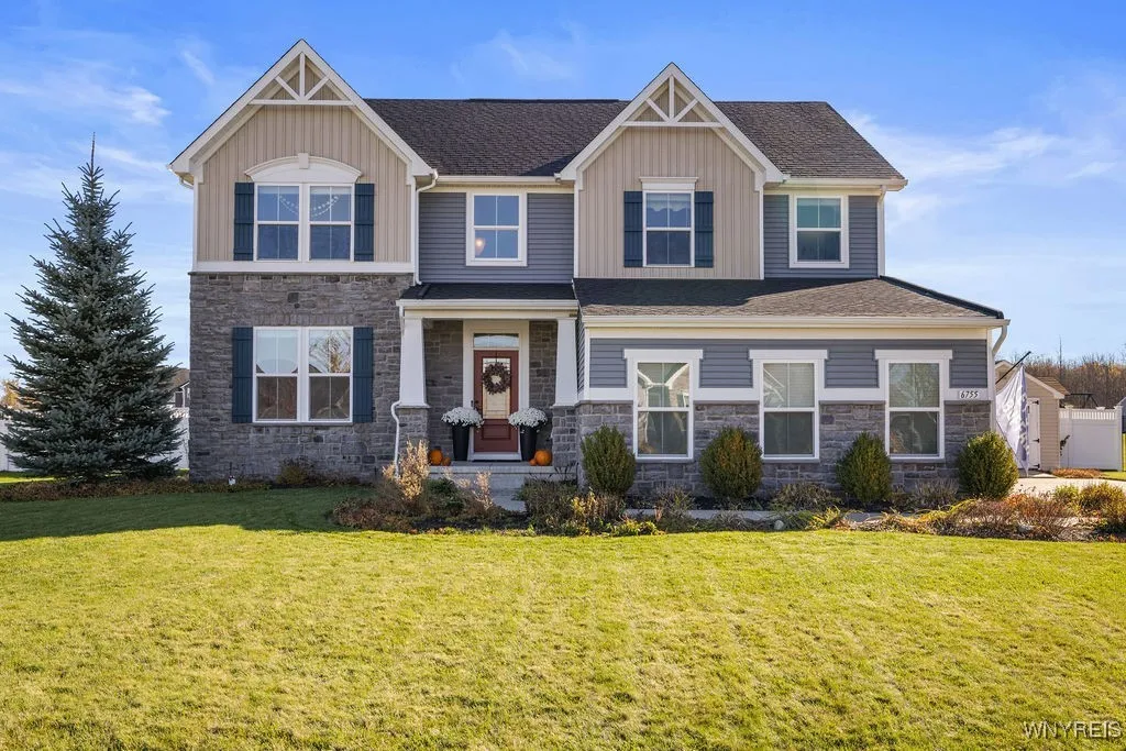 6755 Willow Ridge Drive, Hamburg, New York 14075, Hamburg, New York 14075, 4 Bedrooms Bedrooms, 12 Rooms Rooms,2 BathroomsBathrooms,Residential,For Sale,6755 Willow Ridge Drive, Hamburg, New York 14075,0,B1648240