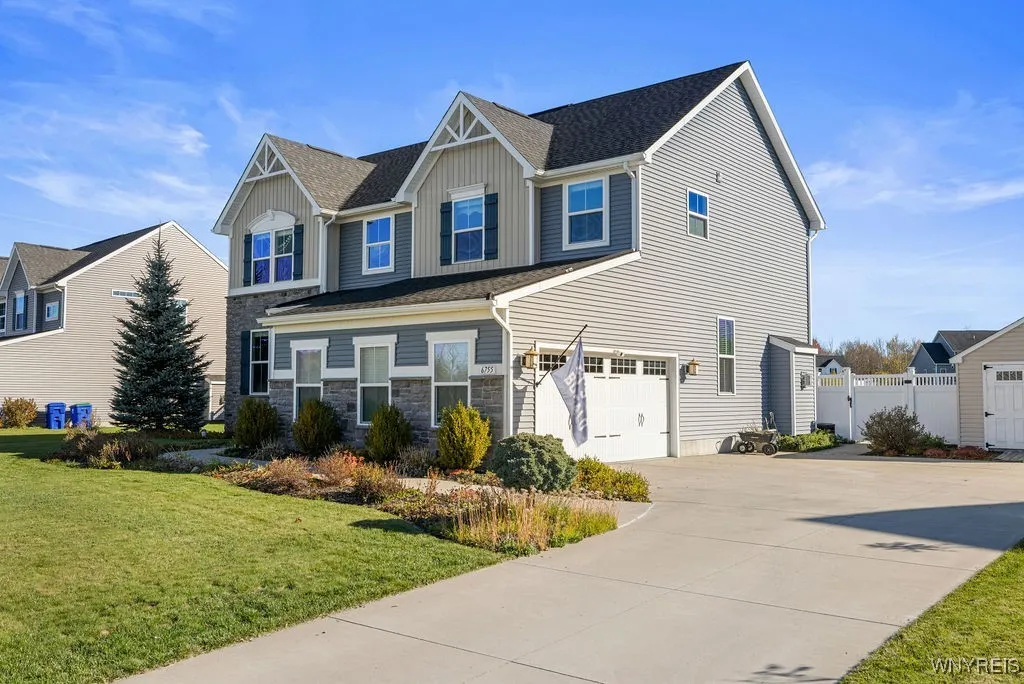 6755 Willow Ridge Drive, Hamburg, New York 14075, Hamburg, New York 14075, 4 Bedrooms Bedrooms, 12 Rooms Rooms,2 BathroomsBathrooms,Residential,For Sale,6755 Willow Ridge Drive, Hamburg, New York 14075,0,B1648240