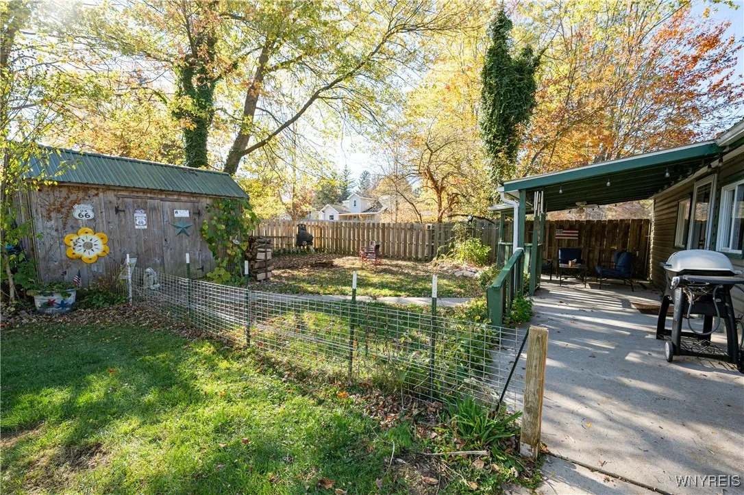 145 Arthur Avenue, Evans, New York 14006, Evans, New York 14006, 1 Bedroom Bedrooms, 6 Rooms Rooms,1 BathroomBathrooms,Residential,For Sale,145 Arthur Avenue, Evans, New York 14006,0,B1646562